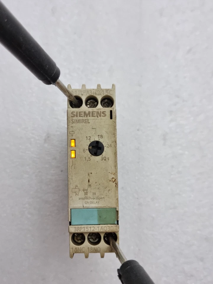 Siemens SIMIREL 3RP1512-1AQ30 On Delay Module (Used) Free Fast Ship